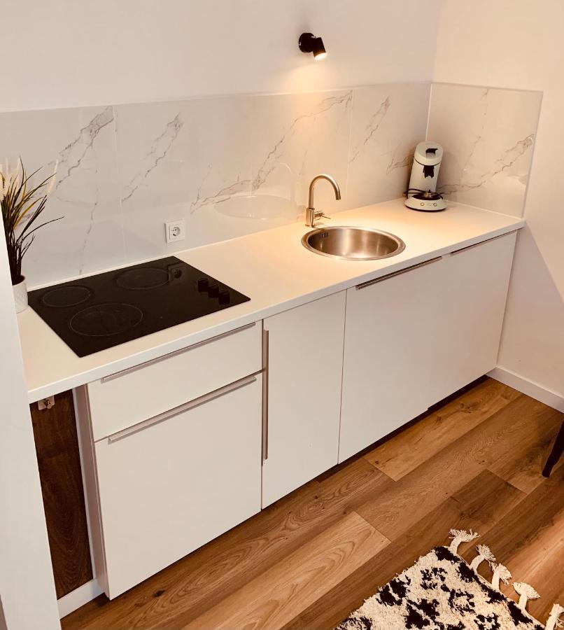 Gaestehaus Zur Uni Klinik Exklusives Apartment Mit Kueche Und Badezimmer Homburg (Saar) Exterior foto